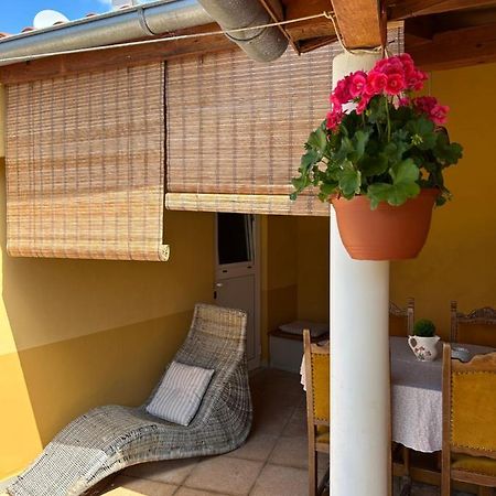Ferienwohnung Zio Nino Sutomiscica Exterior foto
